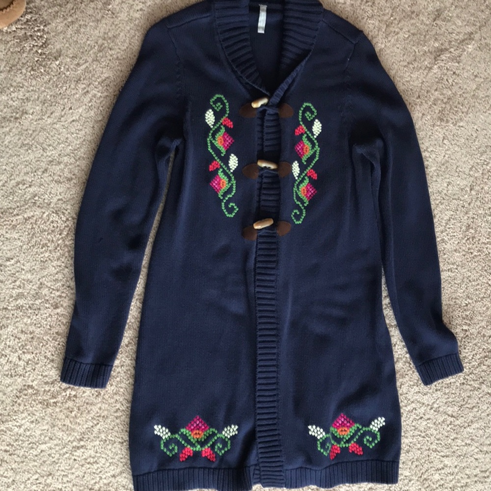 Hanna Andersson toggle button, long sweater